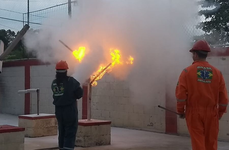 RECICLAGEM DE BRIGADA VOLUNTÁRIA DE INCÊNDIO